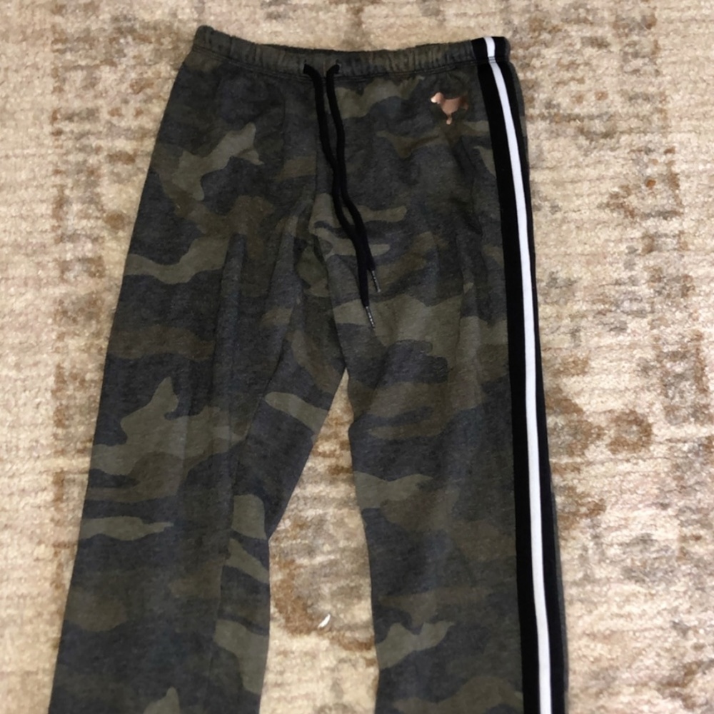 Xtra Small Camo Pink Brand Sweatpants